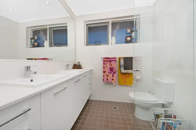 Third view of Homely apartment listing, 5/5 Wilbar Avenue, Cronulla NSW 2230