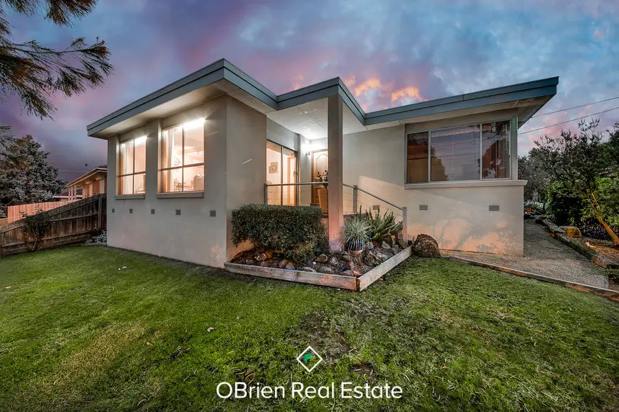 Main view of Homely house listing, 2 Aldridge Street, Endeavour Hills VIC 3802