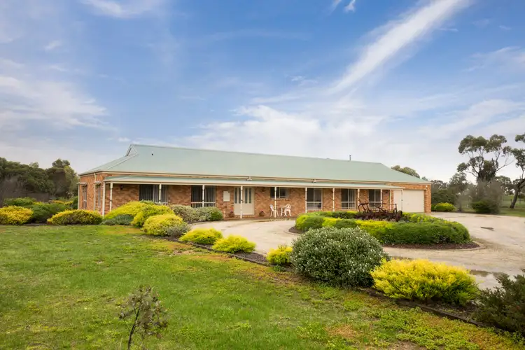 2 Hammond Circuit, Bacchus Marsh VIC 3340