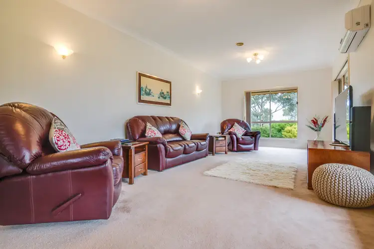 Fifth view of Homely house listing, 2 Hammond Circuit, Bacchus Marsh VIC 3340
