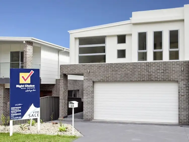 16A Whistlers Run, Albion Park NSW 2527