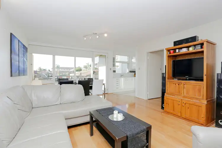 3/45 Robert Street, Como WA 6152