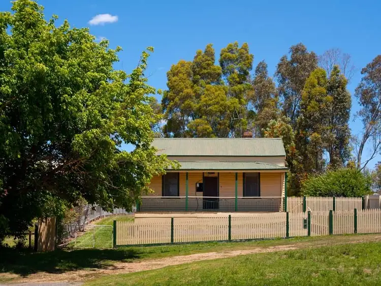 4 Saint Street, Castlemaine VIC 3450