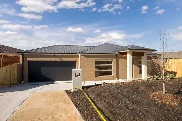 8A Cromarty Circuit, Bacchus Marsh VIC 3340