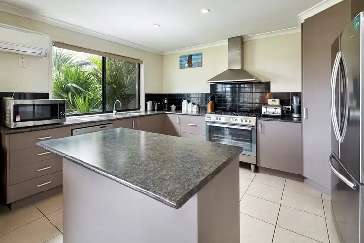 Second view of Homely house listing, 21 Villeneuve Drive, Trafalgar VIC 3824