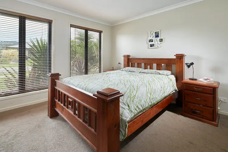 Fourth view of Homely house listing, 21 Villeneuve Drive, Trafalgar VIC 3824