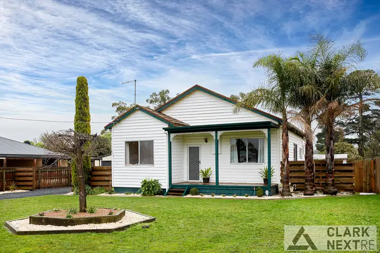 15 Lewis Street, Darnum VIC 3822