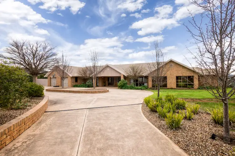 6 Akers Court, Bacchus Marsh VIC 3340