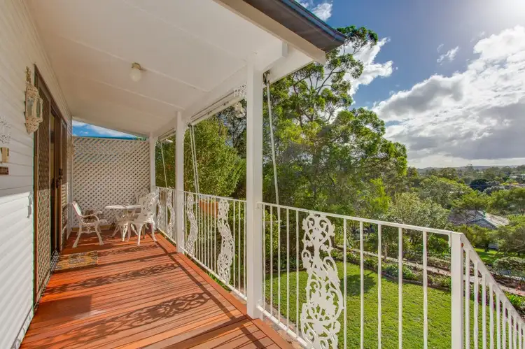 34 Violet Street, Everton Hills QLD 4053