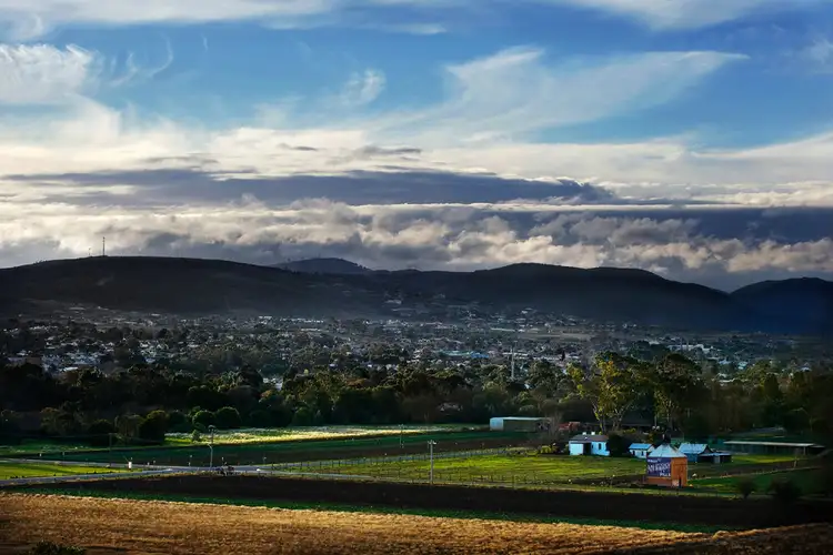 10 Bond Street, Bacchus Marsh VIC 3340