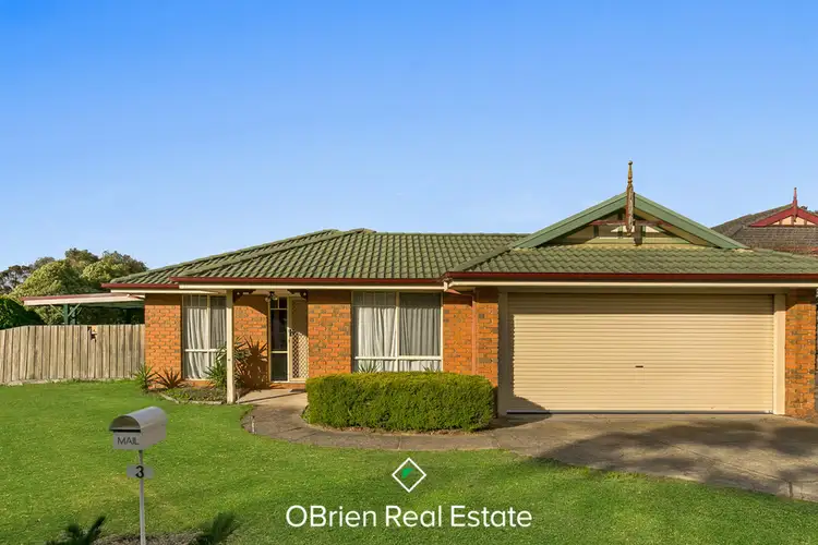 3 Market Court, Skye VIC 3977