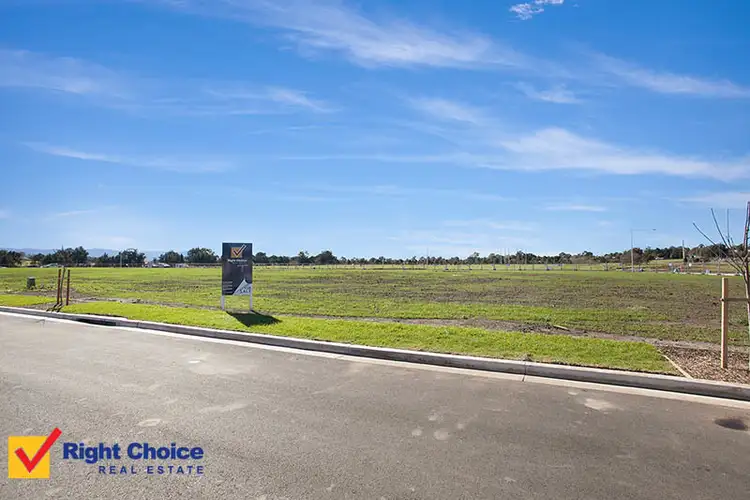 4 Pasture Way, Calderwood NSW 2527