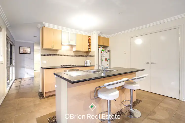 Fifth view of Homely house listing, 25 Rivendale Crescent, Drouin VIC 3818