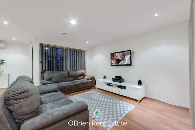 Sixth view of Homely house listing, 92 Amberly Park Drive, Narre Warren South VIC 3805