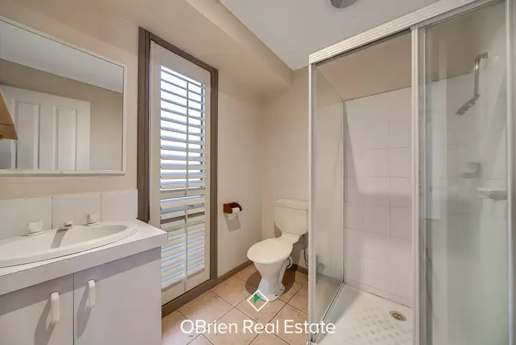 Fifth view of Homely house listing, 9 Harmon Close, Berwick VIC 3806