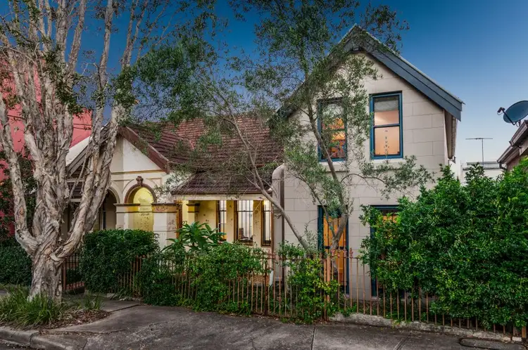 27 Dock Road, Birchgrove NSW 2041