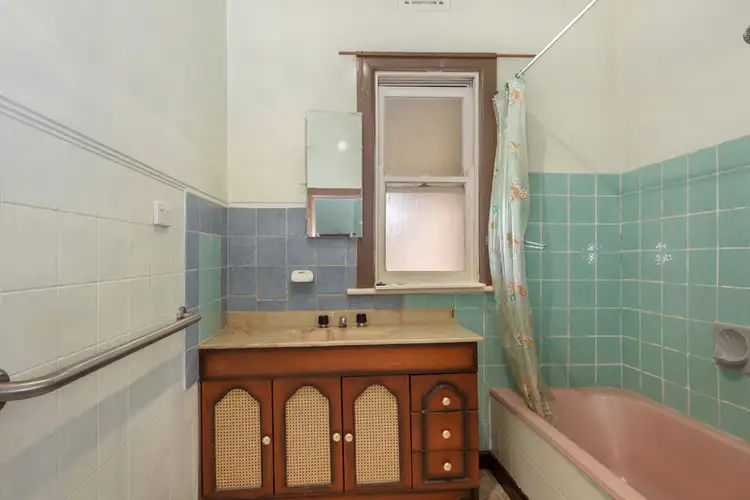 Fourth view of Homely house listing, 86 Sandford Avenue, Sunshine North VIC 3020