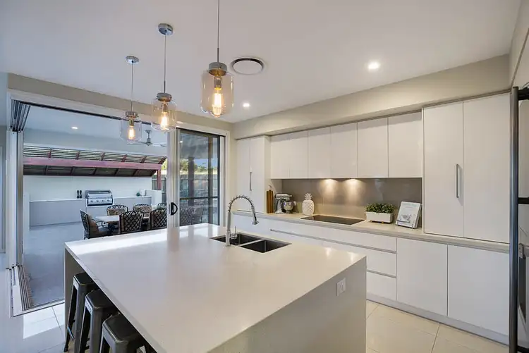 Sixth view of Homely house listing, 15 Webcke Crescent, Kleinton QLD 4352