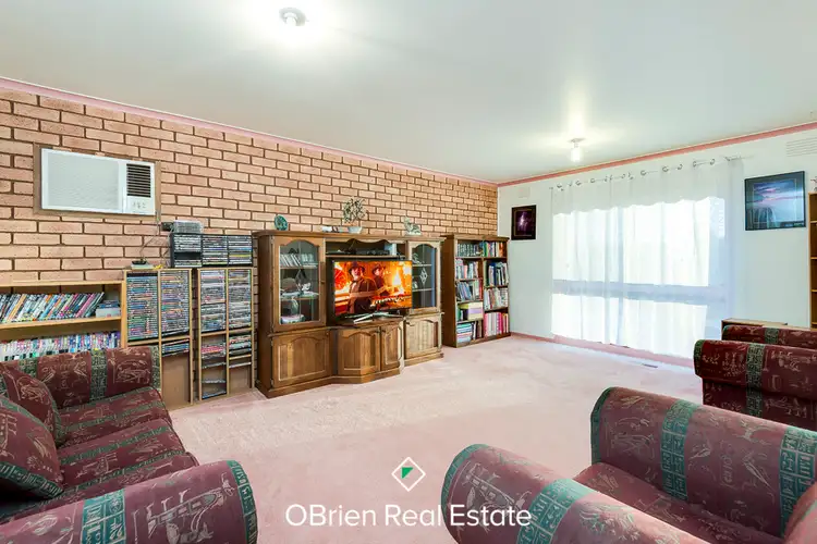 Second view of Homely house listing, 17 Quirk Court, Endeavour Hills VIC 3802