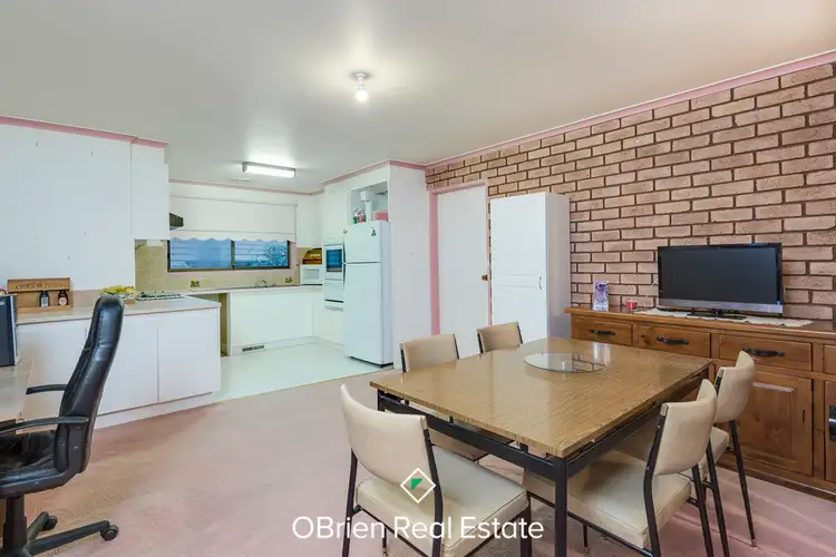 Fourth view of Homely house listing, 17 Quirk Court, Endeavour Hills VIC 3802