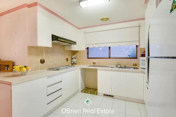 Fifth view of Homely house listing, 17 Quirk Court, Endeavour Hills VIC 3802