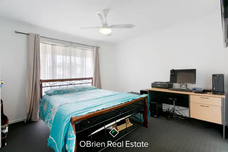 Third view of Homely house listing, 7 Huntly Court, Langwarrin VIC 3910