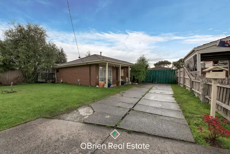 Main view of Homely house listing, 3 Arleon Crescent, Cranbourne VIC 3977