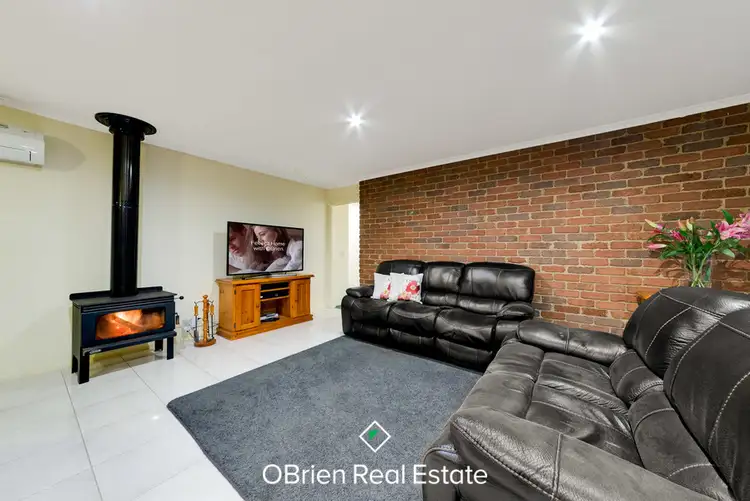 Fifth view of Homely house listing, 2 Kenneth Court, Pearcedale VIC 3912