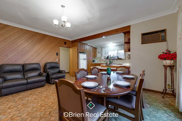 Fourth view of Homely house listing, 17 Peckover Court, Endeavour Hills VIC 3802