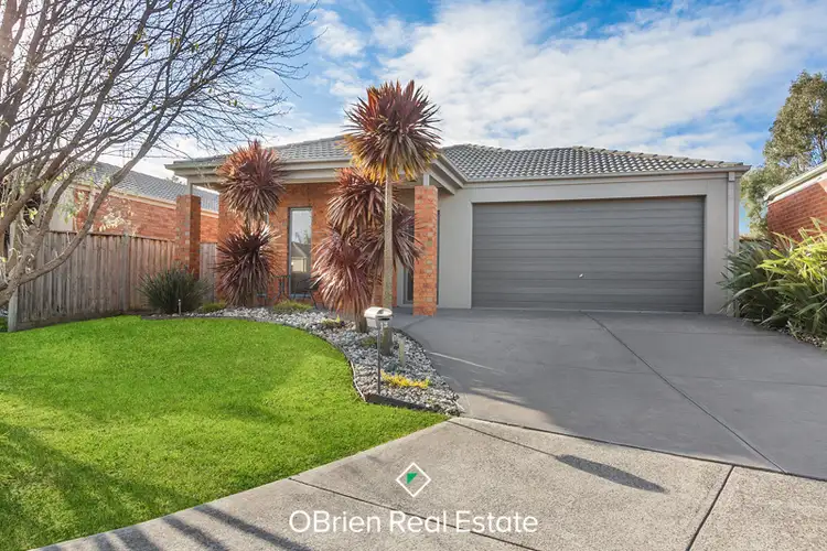 13 Mikasa Place, Pakenham VIC 3810