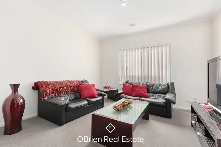 Fifth view of Homely house listing, 13 Mikasa Place, Pakenham VIC 3810