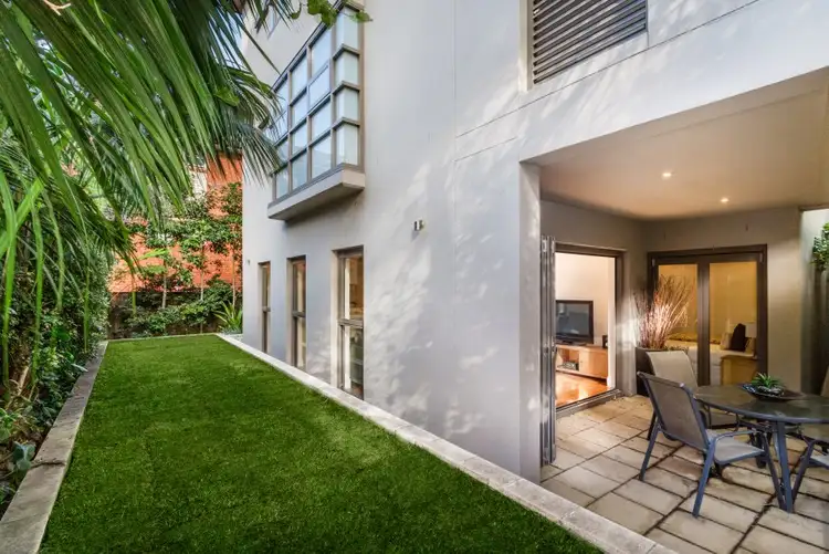 2/5-7 Punch Street, Mosman NSW 2088