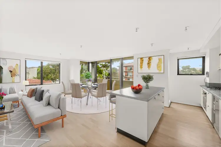 31/107 MacPherson Street