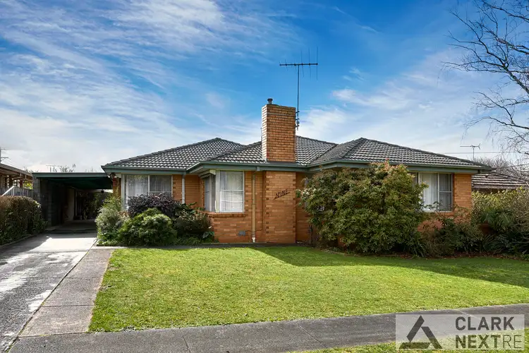 9 Johnson Avenue, Drouin VIC 3818