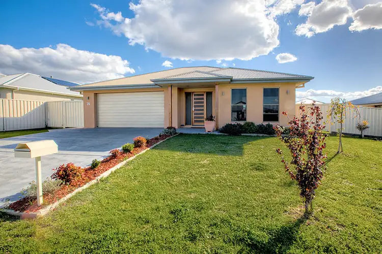 14 Kellett Drive, Mudgee NSW 2850