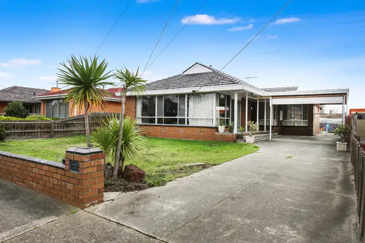 36 Lachlan Road, Sunshine West VIC 3020