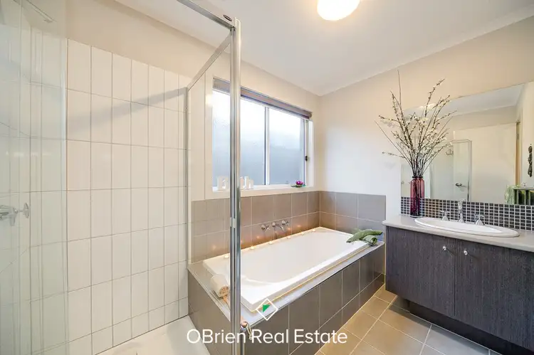 Sixth view of Homely house listing, 32 Crepe Avenue, Cranbourne West VIC 3977