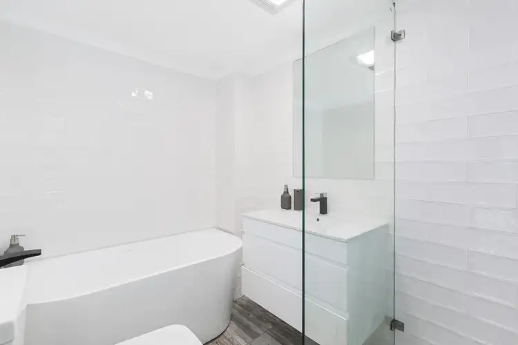 Third view of Homely apartment listing, 6/7-11 Searl Road, Cronulla NSW 2230