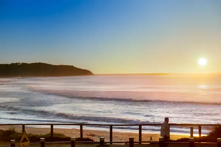 Sixth view of Homely unit listing, 2/89 Dee Why Parade, Dee Why NSW 2099
