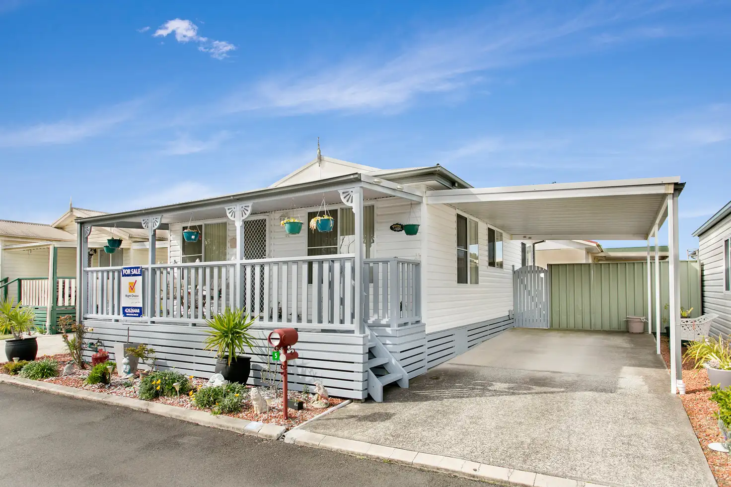 Main view of Homely villa listing, 5 Lakeline Drive, Kanahooka NSW 2530