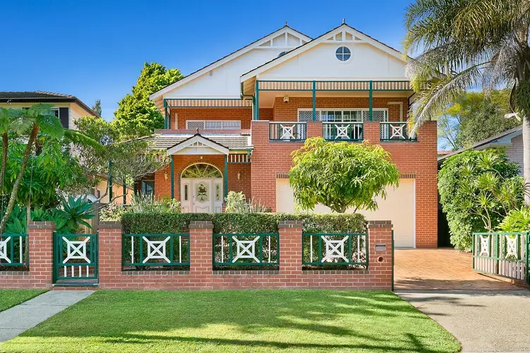 33 Hawthorne Avenue, Chatswood NSW 2067