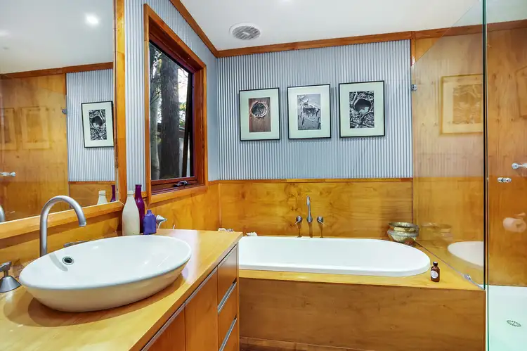 Sixth view of Homely house listing, 61 Richard Road, Scotland Island NSW 2105