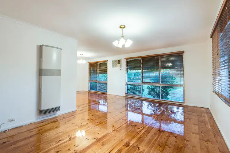 Second view of Homely house listing, 8 Berkley Court, Endeavour Hills VIC 3802