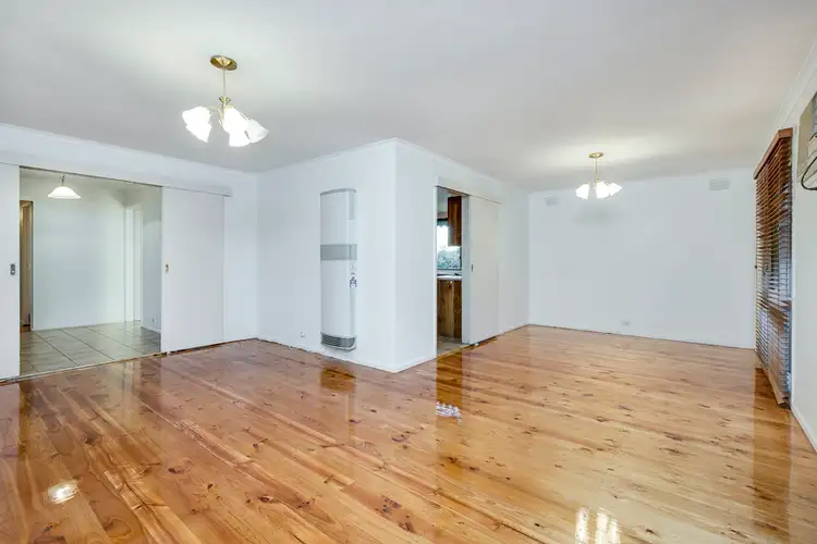 Third view of Homely house listing, 8 Berkley Court, Endeavour Hills VIC 3802
