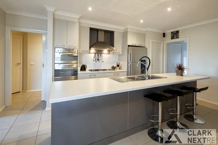 Second view of Homely house listing, 5 Gardiner Court, Warragul VIC 3820