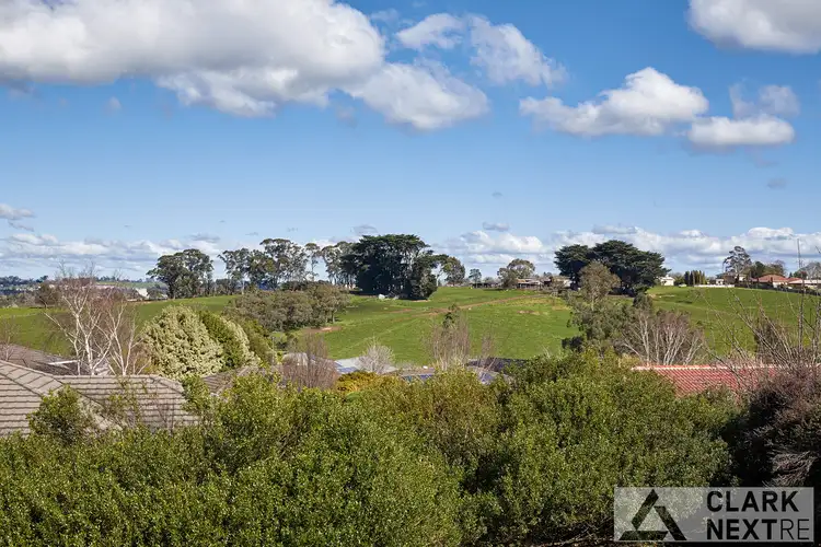 Fourth view of Homely house listing, 16 Oak Court, Warragul VIC 3820