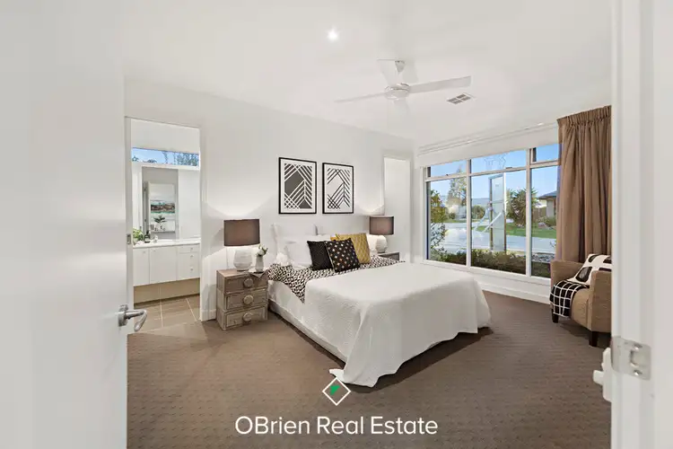 Fifth view of Homely house listing, 13 Leichhardt Court, Sandhurst VIC 3977