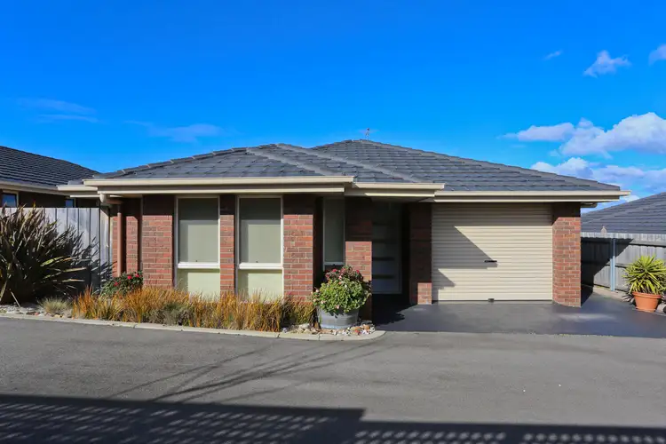 2/62 Haven Drive, Shearwater TAS 7307