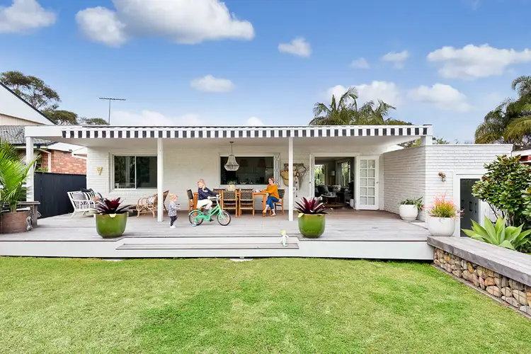 12 Penrith Ave, Wheeler Heights NSW 2097