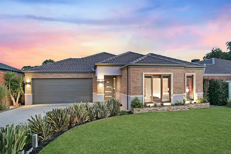 27 Wurundjeri Boulevard, Berwick VIC 3806